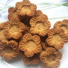 Resepi biskut kelapa yang berperisa pandan terbaik jika dihidangkan di hari raya. Biskut Kelapa Cina