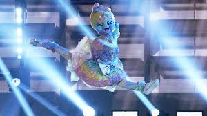 Find out which superstar dancer costume won, and who was unmasked in the finale. The Masked Dancer Finale Reveals Identity Of The Final Three Celebrities Cnn