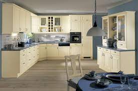White Cabinets Blue Counter Kitchen Kitchens Traditional Off White Ant Antique White Kitchen Cabinets White Kitchen Traditional Antique White Kitchen