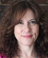 Deidre Diamond's Instagram, Twitter & Facebook