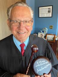 Frank Caprio: il volto umano della Giustizia