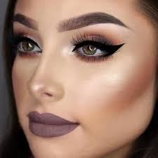 What are the top trends in beauty marketing?