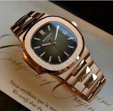 The Beauty Of Gold Patek Philippe Nautilus 18k Gold Follo Luks Saatler Saatler Luks