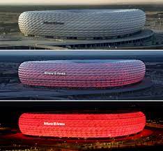 Последние твиты от allianz arena (@allianzarena_). Datei Allianz Arena Zu Verschiedenen Zeiten Jpg Wikipedia