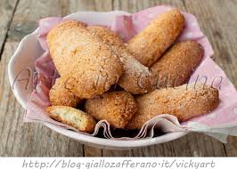 1 bustina di ammoniaca per biscotti (12/15 grammi) 600g circa di farina; Savoiardi Della Nonna Biscotti Calabresi Senza Burro
