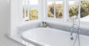After a long legacy of using red and cream brick, australians. 14 Heavenly Hamptons Style Bathrooms Homes To Love