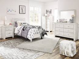 Made of engineered wood with a replicated grain finish. Paxberry 4pc Panel Bedroom Set In Whitewash