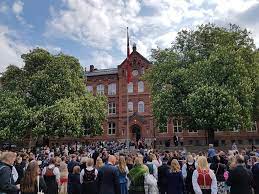 Oslo kommune, utdanningsetaten vålerenga skole postboks 6127 etterstad 0602 oslo. Valerenga Skole 17 Mai