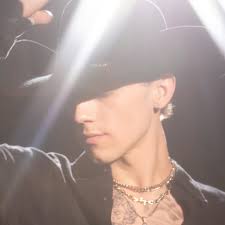 Dawson Cole (@dawsoncolemusic) • Instagram photos and videos