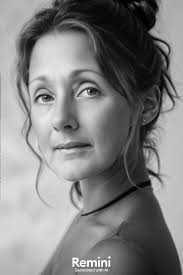 From a Plumstead Girl through and through, I started and ran Crimson Rose  Florist for 18 years before handing over to the lovely Terry