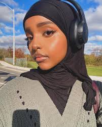 Eid Mubarak loves 🌙✨🤍 #hijabi #hijab #abaya #muslimah