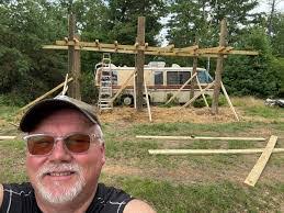 Jay Labbe's Instagram, Twitter & Facebook