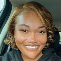 100+ perfiles de «Tyechia»