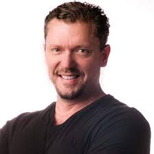 Dr Ryan Lamp (@lampchiro)