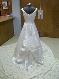 Diy French Bustle Tutorial Lots Of Pics Wedding 1 Point 3 Point 1 Box Pleats Bustle Diy B Diy Wedding Dress Bustle Wedding Dress Bustle Diy Wedding Dress