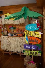 Throw an unforgettable summer party with festive beach decorations & beach party supplies from our large selection at wholesale prices. Diy Beach Party Ideas For Your Beach Themed Celebration Diy Projects Luau Birthday Party Beach Themed Party Hawaiian Party Theme