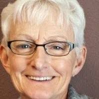 Carolyn Hofer's Instagram, Twitter & Facebook