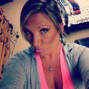 Sheena Cantrell's Instagram, Twitter & Facebook