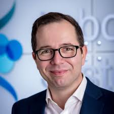 High-plex immunofluorescence imaging and traditional histology of the same… 