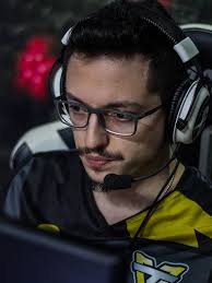 Black Dragons retorna à elite do Rainbow Six com a contratação dos  jogadores da Team One