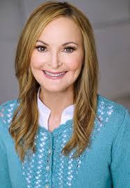 Mary Devault's Instagram, Twitter & Facebook