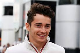 Leclerc segura Hamilton no fim, vence na Bélgica e conquista 1ª vitória na  F1