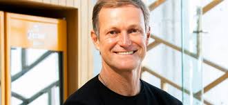 Ambev anuncia Carlos Eduardo Lisboa como novo CEO