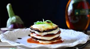 Millefeuille D Aubergines Mozzarella Le Blog Cuisine De Samar Recette Aubergine Mozzarella Alimentation Blog Cuisine