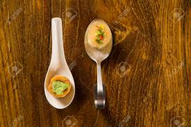 Ideali per presentazioni informali ma dall'aspetto accattivante ed unico. Immagini Stock Mille Foglie Ripieni Di Baccala Vinaigrette E Cuore Di Palma In Un Cucchiaio Finger Food Gastronomia Gusto Image 66474605