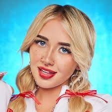 Roger Brinkley's Instagram, Twitter & Facebook