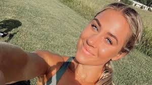 Brooke Wells's Instagram, Twitter & Facebook