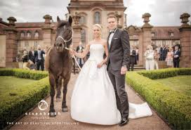 Viktoria Niklas Hochzeit In Fulda Baroque Baby Diese Hochzeit Im Wonnemonat Mai Schwelgt In Stil Und Anmut Eisenbarth Fotografiert