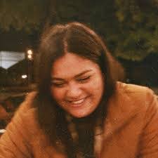 Denise Lutz's Instagram, Twitter & Facebook