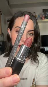 La #metgala ha hecho que me apetezcan labiales oscuros. Este es Mixed Media  de @maccosmetics #mac #maccosmetics #emeacreator