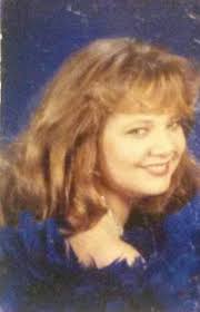 Remember Glamour Shots at the mall in the 80s? 😆😁