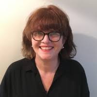 Jennie Stone's Instagram, Twitter & Facebook