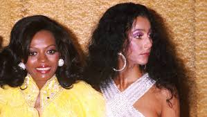 Cher also found success in acting, winning an oscar for moonstruck (1987). Cher Diana Ross Dieser Rockstar Stellte Sich Zwischen Sie