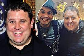 Peter kay breaks his social media silence after stepping back from public eye in 2017 'you have seriously lost the plot!' kaye adams swipes at piers morgan over olympic tweets. Peter Kay S Familie Wie Vaterschaft Verandert Ihn Und Frau Susan Die Ihn Halt Geerdet Aktuelle Boulevard Nachrichten Und Fotogalerien Zu Stars Sternchen