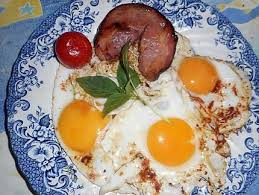 Epingle Sur Oeufs