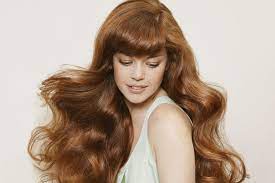Droite, effilée, dégradée, longue, courte voir très courte. Cheveux Longs Avec Frange Tendances 2021 Pour Les Cheveux Longs