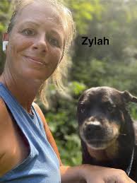 Try'n to do a sit, but not quite fit. 🤣