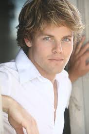 Lachlan Buchanan est le nouveau Kyle Abbott des Feux de l'Amour