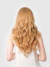 Red And Gold Undertones Come Together In Perfect Harmony In The Strawberry Blonde Shade Creating A Strawberry Blonde Hair Blonde Hair Color Thick Hair Styles