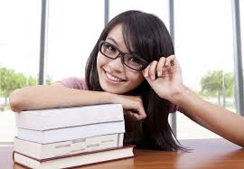 Wajah manusia adalah tiga dimensi. Senyum Pangkal Bahagia