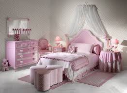 Green and color can surely create lively and cheery ambiance. Stylish Girls Pink Bedrooms Ideas