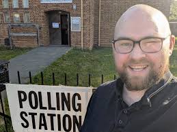 Voting doesn't have to be a harrowing experience. The polling stations may  close at 7pm but the Southport hangs tight 'til 11pm. We're a great way to  reward yourself for doing