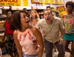 A artista falou em censura e fez desabafos na rede social. Estrelada Por Samantha Schmutz Comedia Nao Vamos Pagar Nada Ganha Trailer Cidade Da Midia