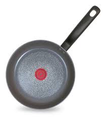 Tefal also manufactures linen care products such as steam irons3 and garment steamers. T Fal Hard Titanium Frying Pan Canadian Tire