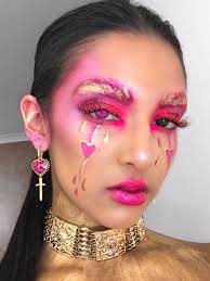 Rowi Singh On Twitter 2018 Vs 2019 Really Pushing Them Creative Boundaries This Year Valentinesday Makeup Valentinesdaymakeup Give the day of hearts meaning by sharing it with the one you love.