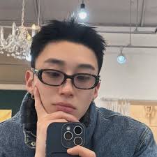 Moon Jong Up 3rd Mini Album 'PETER' C.U ver